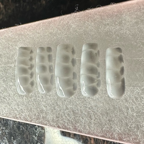 “Alfredo” Press On Set by LoveScottiNails - Picture 1 of 9